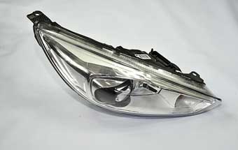 PROBE ÇIKMA YEDEK PARÇA FORD CIKMA YEDEK FOCUS 2015 SAĞ FAR 